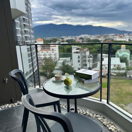 New & Cozy 2 Bedroom @ The Astra Sky River Csiangmaj Kültér fotó