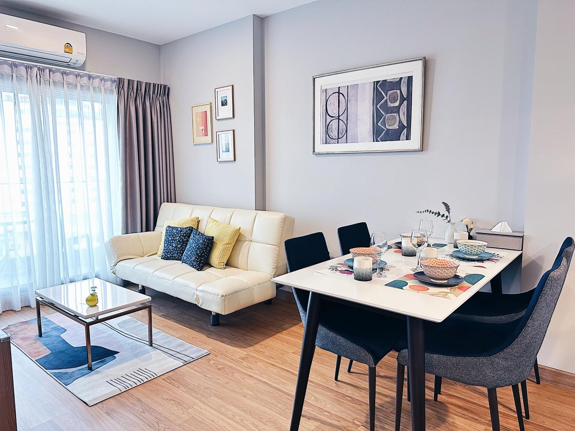 New & Cozy 2 Bedroom @ The Astra Sky River Csiangmaj Kültér fotó